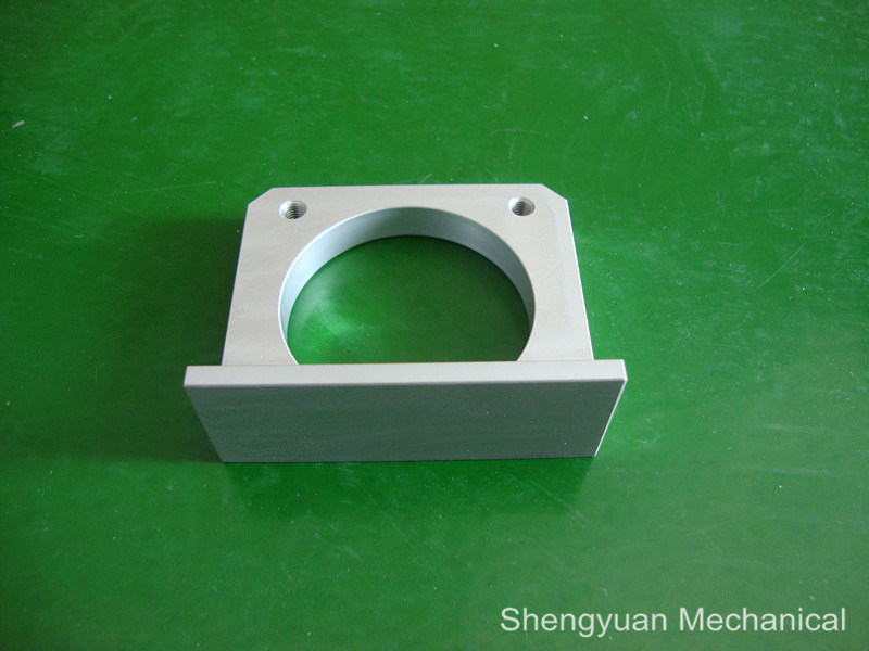 自然な CNC の精密機械化は AL6061 ブラケットの金属モーターか 3D プリンター予備品を陽極酸化します