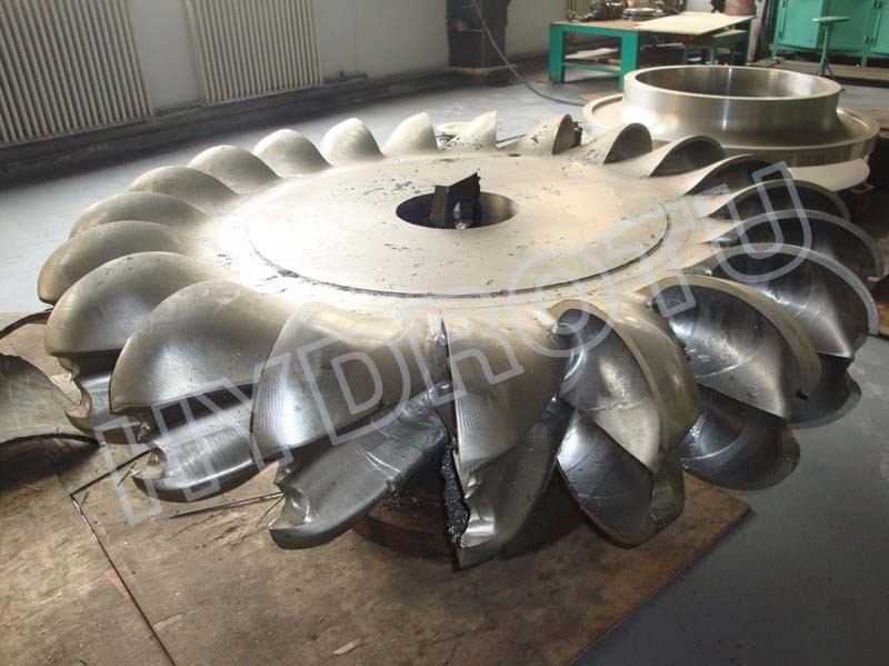 高いヘッド水力電気のプロジェクトのために機械で造る炉 CNC のハイドロ Pelton のタービン ランナー
